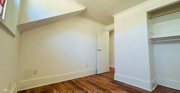 2-60 Long Branch Avenue, Toronto, ON, M8W 3J2 - 6