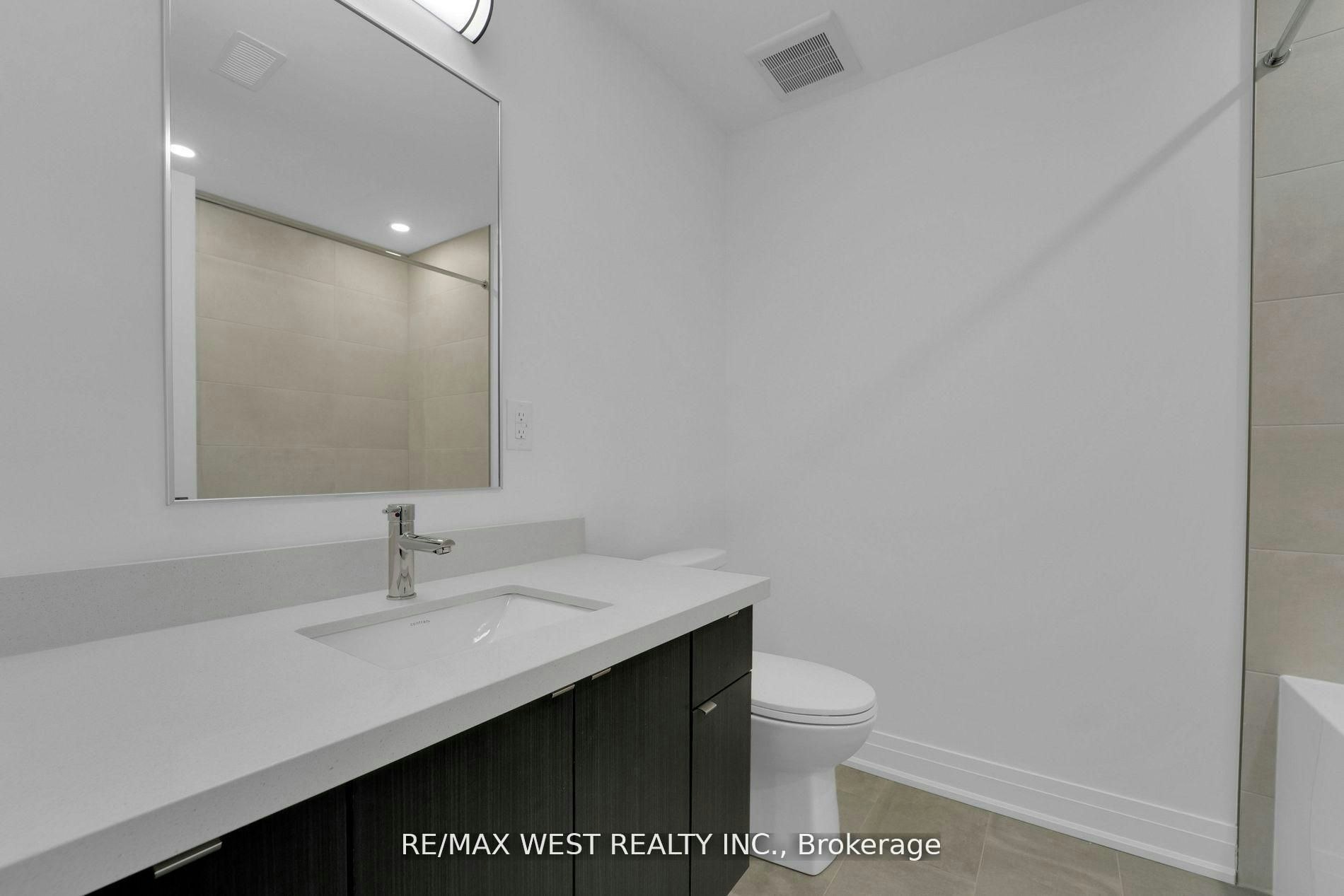 LOWER-521 St Johns Road, Toronto, ON, M6S 2L7 - 12