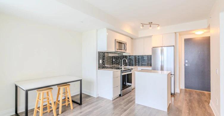 1101-1461 Lawrence Avenue W, Toronto, ON, M6L 0A6 - 12