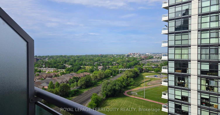 1708-155 Legion Road N, Toronto, ON, M8Y 0A7 - 16