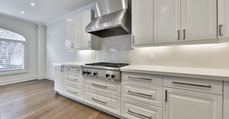112 Kingsway Crescent, Toronto, ON, M8X 2R9 - 10