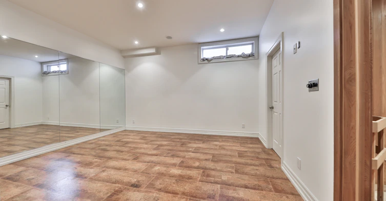 112 Kingsway Crescent, Toronto, ON, M8X 2R9 - 28