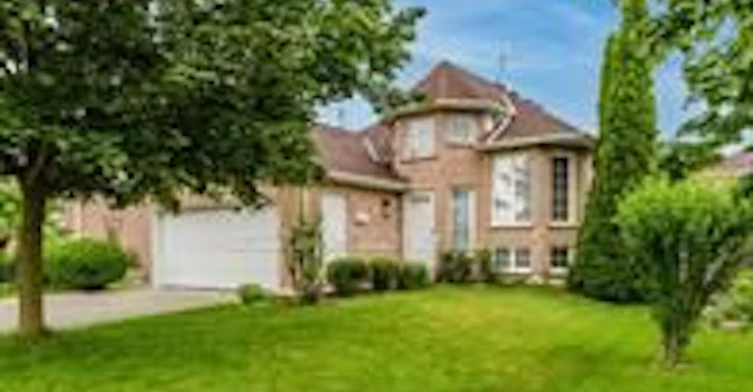 167 Cresthaven Road, Brampton, ON, L7A 1H5