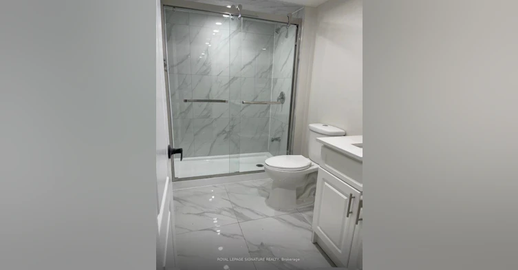 806 Envoy Drive, Mississauga, ON, L5W 1H3 - 9