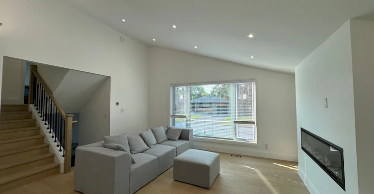 52 Sedgebrook Crescent, Toronto, ON, M9B 2X4 - 2