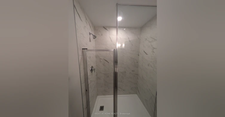102-1440 Clarriage Court, Milton, ON, L9E 1B3 - 12