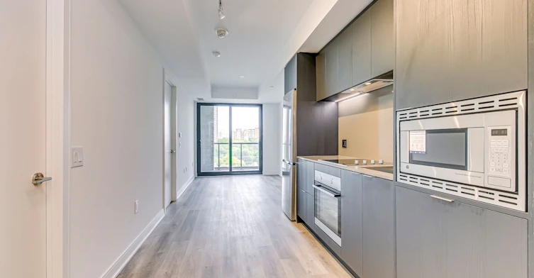 606-86 Dundas Street E, Mississauga, ON, L5A 1W4 - 7