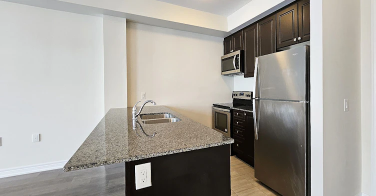308-2375 Bronte Road, Oakville, ON, L6M 1P5 - 2