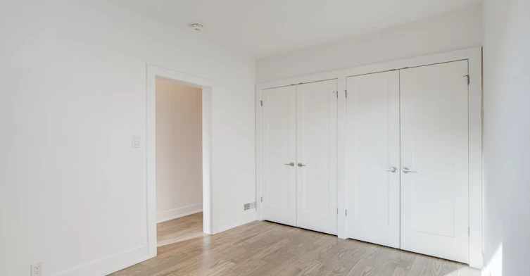 Main-363 Boon Avenue, Toronto, ON, M6E 4A4 - 9