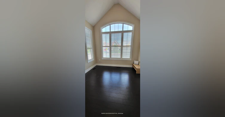 207 Dymott Avenue, Milton, ON, L9T 0Z8 - 4