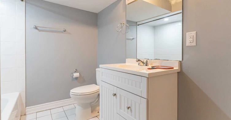 Basement-17 Manitou Crescent, Brampton, ON, L6S 2Z6 - 9