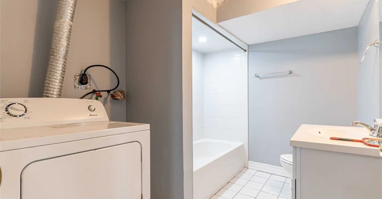Basement-17 Manitou Crescent, Brampton, ON, L6S 2Z6 - 8