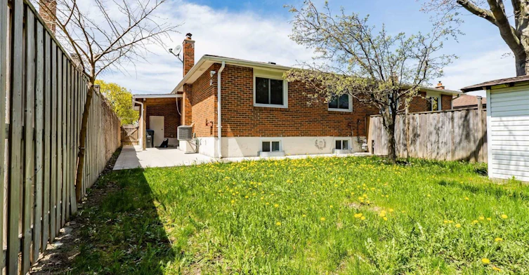 Basement-17 Manitou Crescent, Brampton, ON, L6S 2Z6 - 17