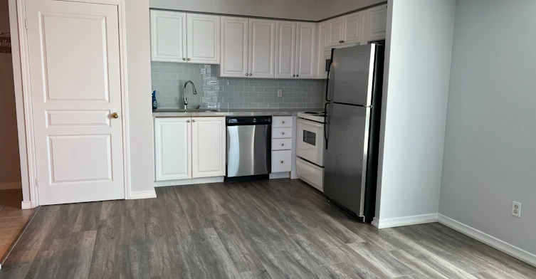 510-2545 Erin Centre Boulevard, Mississauga, ON, L5M 6Z9 - 5