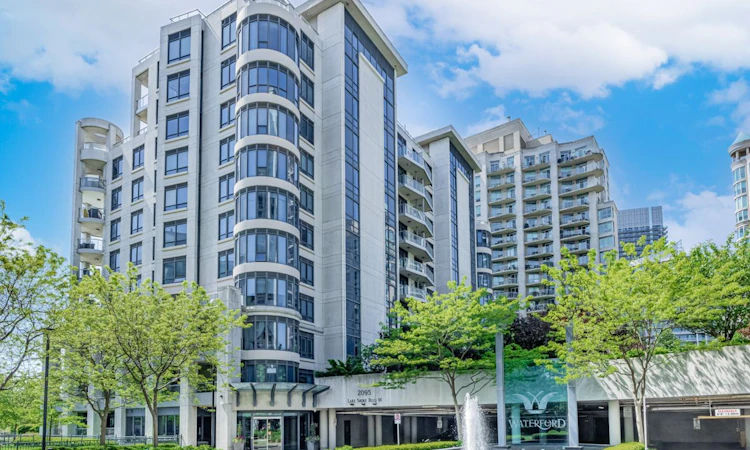 LPH19-2095 Lake Shore Boulevard W