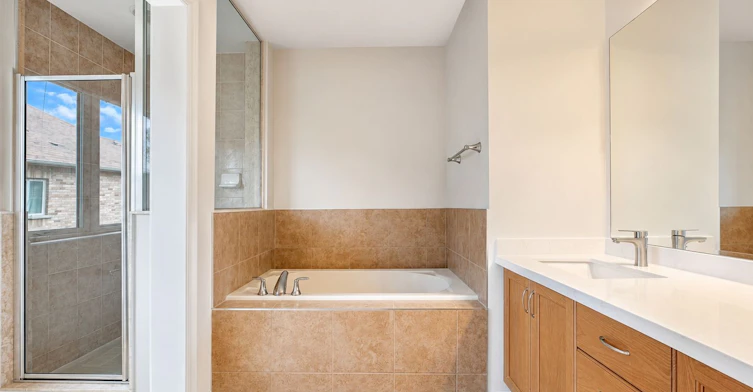 17 Kaitting Trail, Oakville, ON, L6M 0S6 - 11