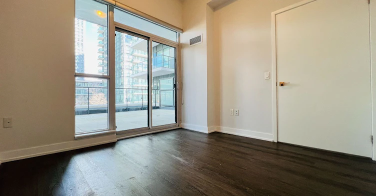618-4055 Parkside Village Drive, Mississauga, ON, L5B 0K8 - 6
