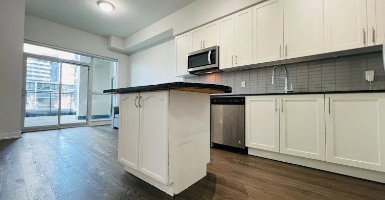 618-4055 Parkside Village Drive, Mississauga, ON, L5B 0K8 - 3