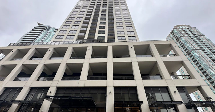 2810-30 Elm Drive W, Mississauga, ON, L5B 0N6 - 2