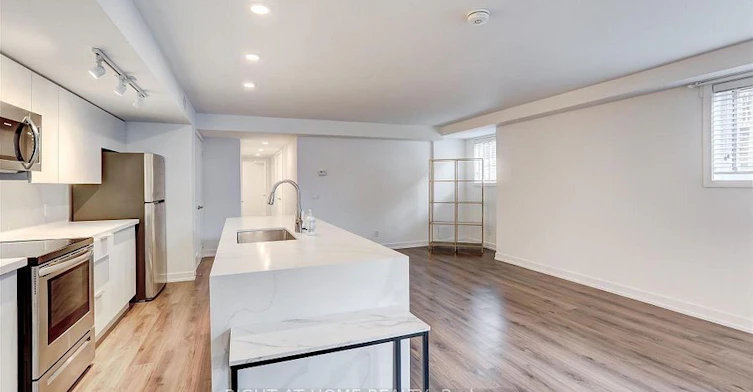 121-3062 Sixth Line, Oakville, ON, L6M 4J9 - 7