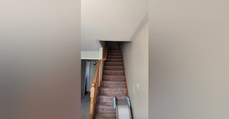 221 Slingsby Landing, Milton, ON, L9T 8N5 - 2