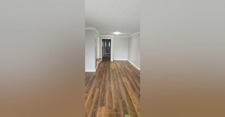 1145 Shadeland Drive, Mississauga, ON, L5C 1P2 - 4