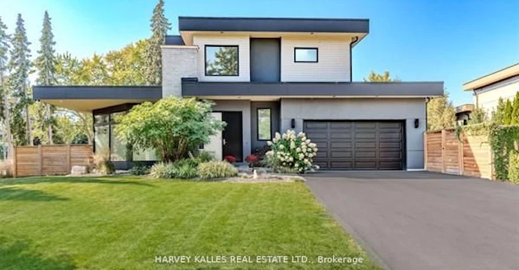 3279 Lakeshore Road, Burlington, ON, L7N 1A7