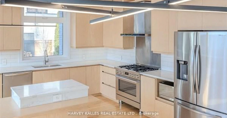 3279 Lakeshore Road, Burlington, ON, L7N 1A7 - 14