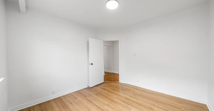 Main-49 Fairbank Avenue, Toronto, ON, M6E 3Y6 - 18