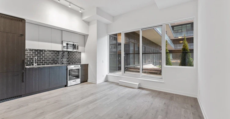 201-1182 King Street W, Toronto, ON, M6K 1E6 - 8