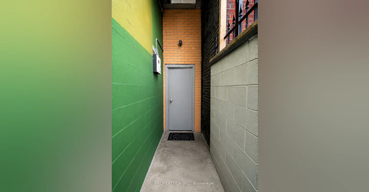 1462 Queen Street W, Toronto, ON, M6K 1M2 - 3