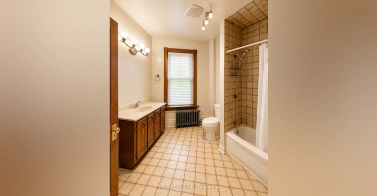 1462 Queen Street W, Toronto, ON, M6K 1M2 - 12
