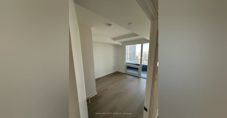 1205-448 Burnhamthorpe Road W, Mississauga, ON, L5B 4M6 - 3