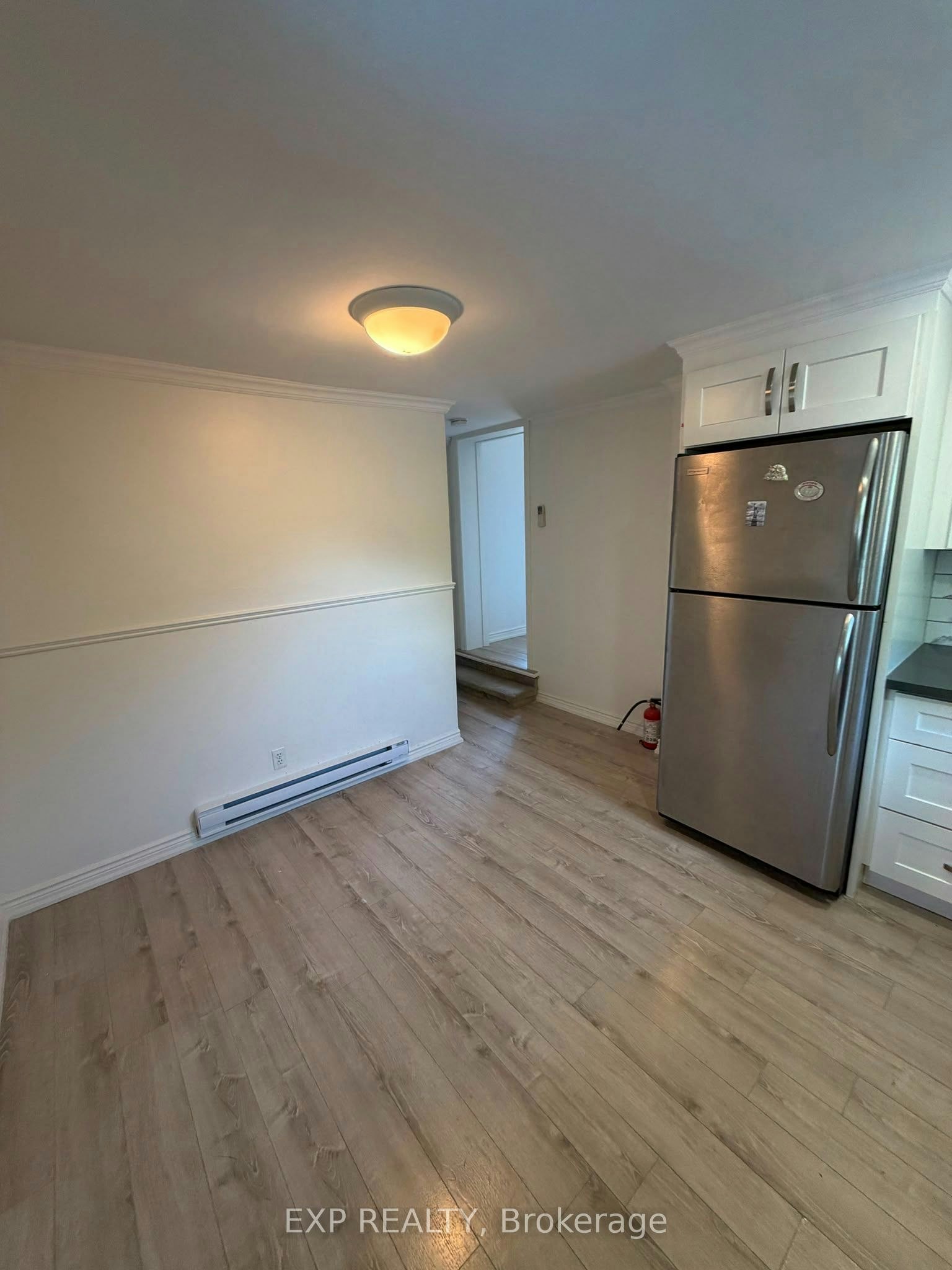 4-677 Durie Street, Toronto, ON, M6S 3H4 - 5