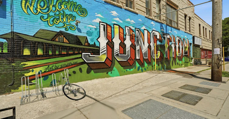 Upper-277 Gilmour Avenue, Toronto, ON, M6P 3B6 - 20