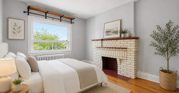 Upper-277 Gilmour Avenue, Toronto, ON, M6P 3B6 - 3