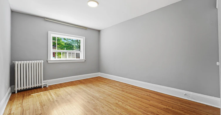 Upper-277 Gilmour Avenue, Toronto, ON, M6P 3B6 - 16