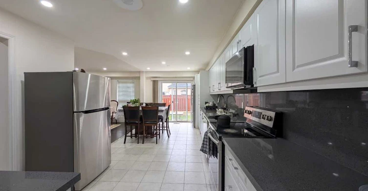 342 Van Kirk Drive, Brampton, ON, L7A 1V5 - 9