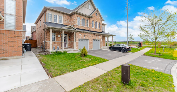 24 Exhibition Crescent, Brampton, ON, L7A 4B9 - 5