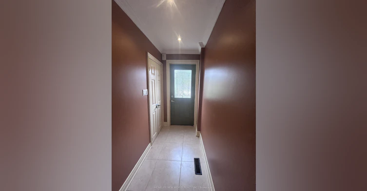 upper-11 Humber Boulevard, Toronto, ON, M6N 2H7 - 6