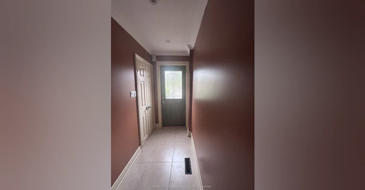 upper-11 Humber Boulevard, Toronto, ON, M6N 2H7 - 3