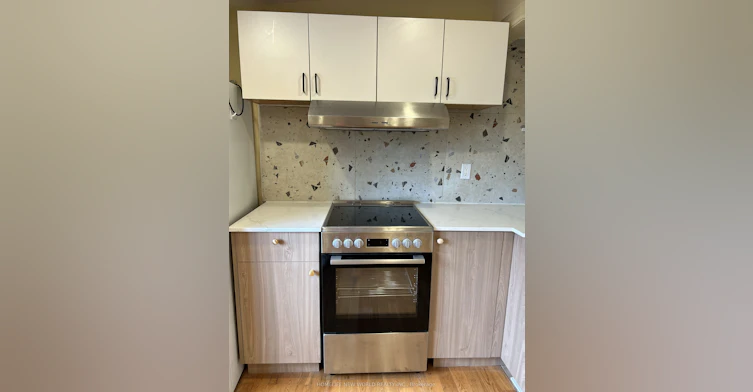 upper-11 Humber Boulevard, Toronto, ON, M6N 2H7 - 18