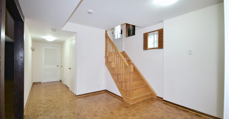 42 Culford Road, Toronto, ON, M6M 4J7 - 27