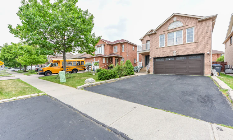46 Pertosa Drive