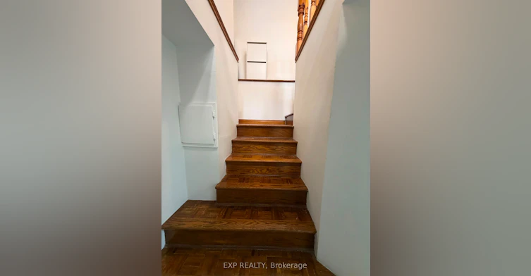 3-677 Durie Street, Toronto, ON, M6S 3H4 - 2