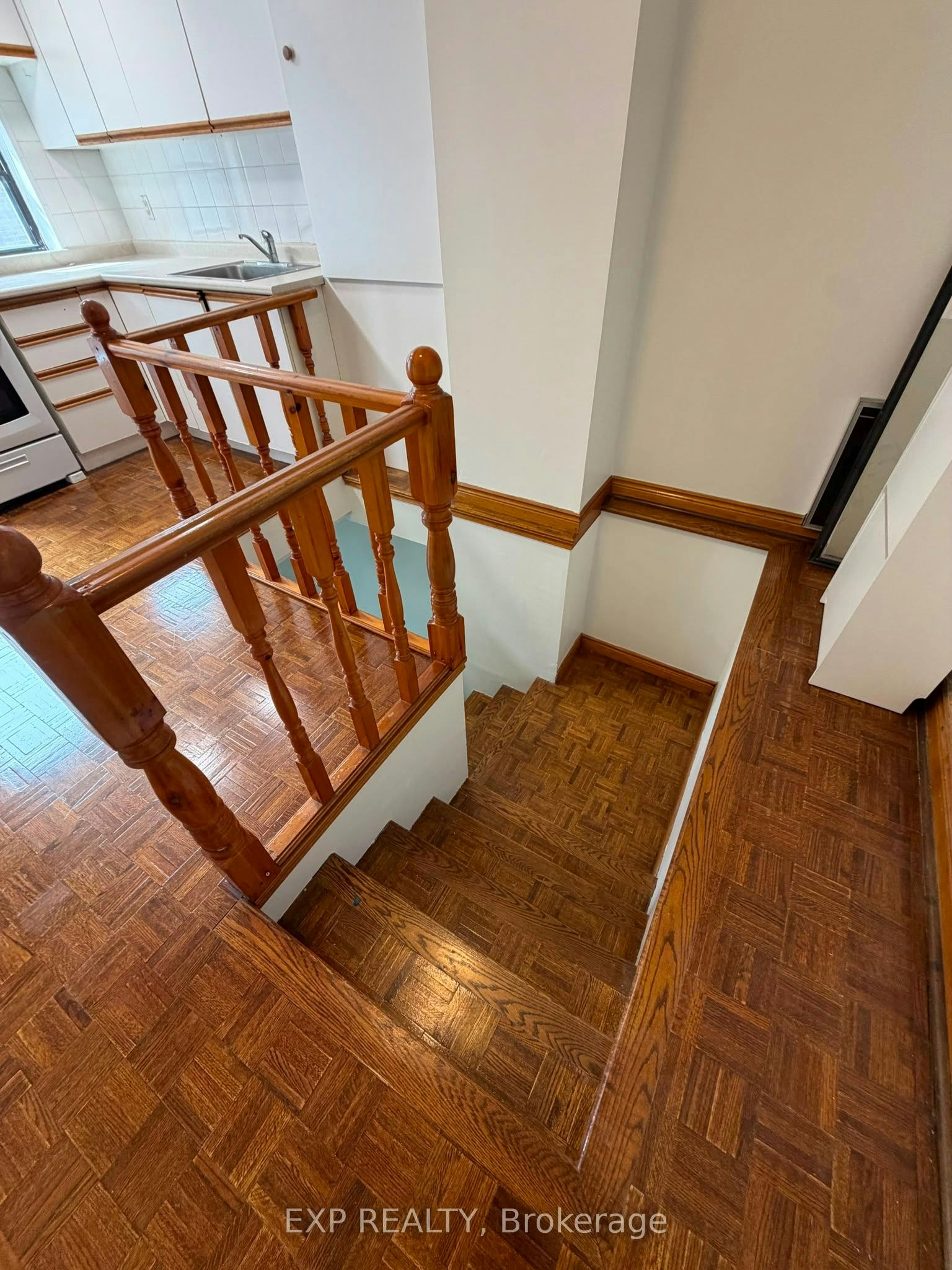 3-677 Durie Street, Toronto, ON, M6S 3H4 - 12