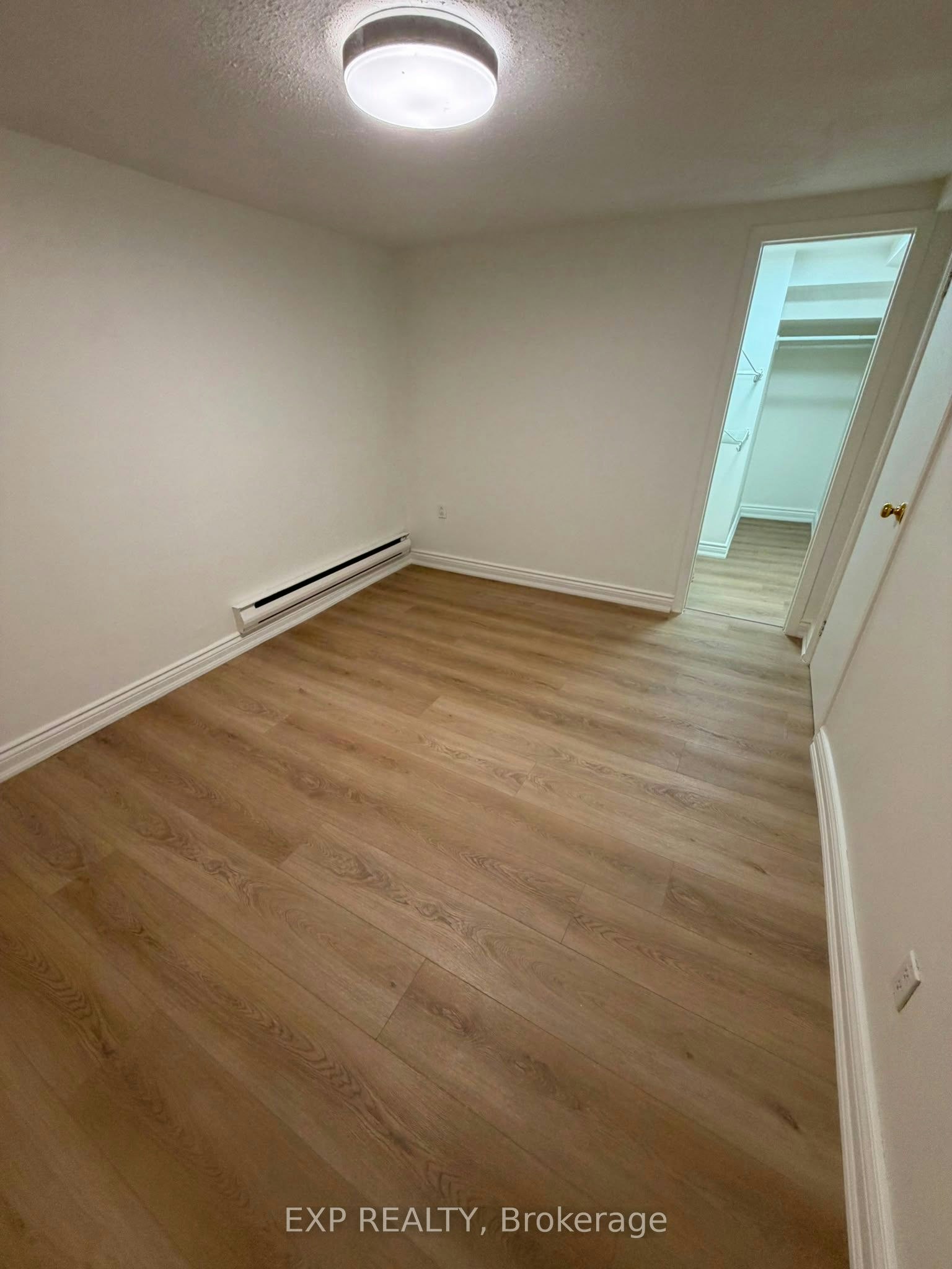 3-677 Durie Street, Toronto, ON, M6S 3H4 - 6