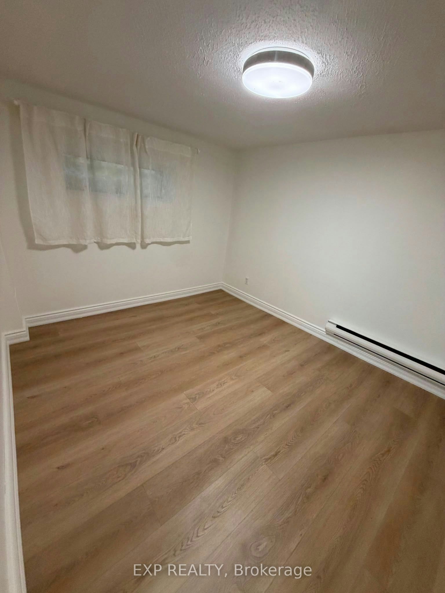 3-677 Durie Street, Toronto, ON, M6S 3H4 - 9