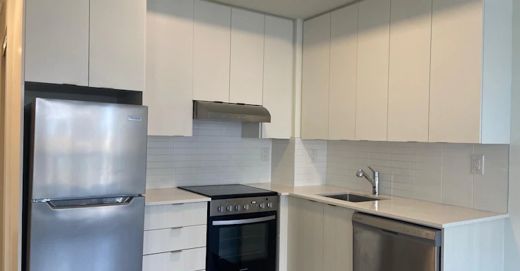 411-135 Cannon Jackson Drive, Toronto, ON, M6M 0E1 - 5