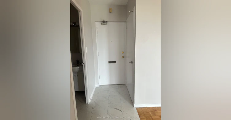 604-65 North Service Road, Mississauga, ON, L5A 1A3 - 18